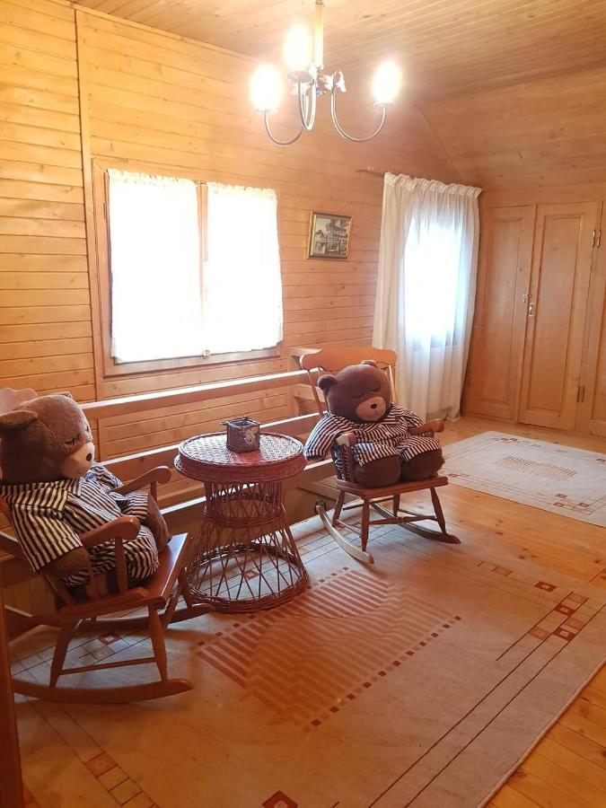 Casa De Vacanta Caciulata Eksteriør billede